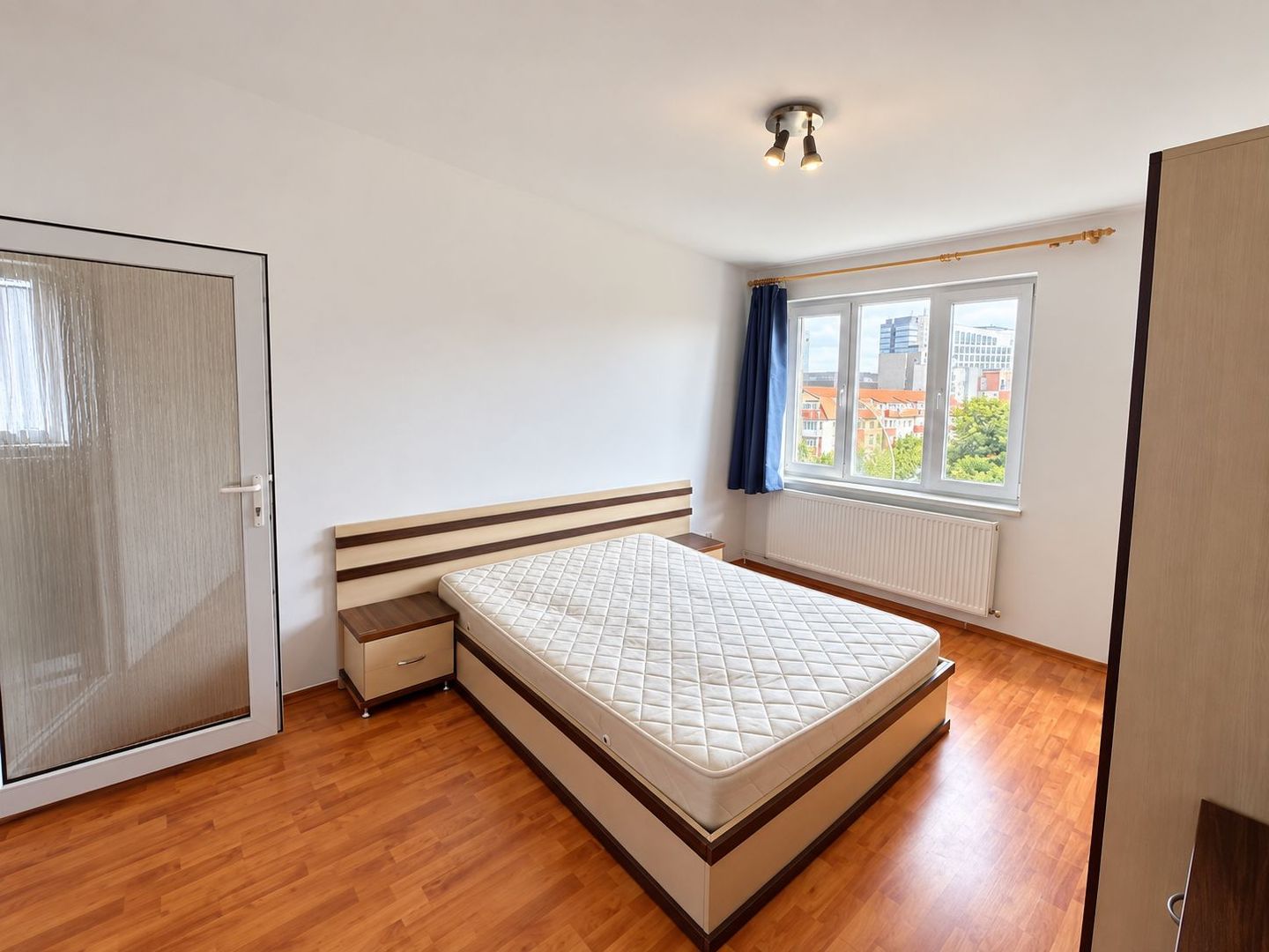 Aradului-Iulius Town | 2 Camere | Etaj Intermediar | Decomandat. - Poză 6