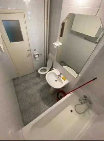 Apartament de Inchiriat 3 camere Titan + Parcare - Poză 4