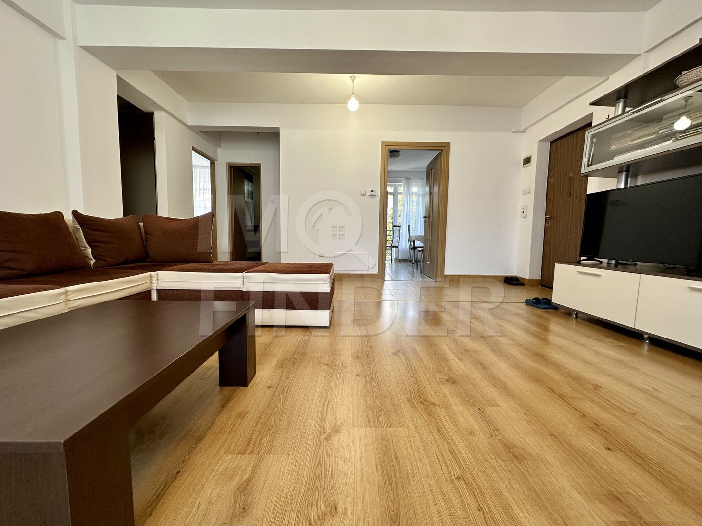 Vânzare 3 camere Buna Ziua, 84 mp, zona BT, garaj, 3 balcoane - Poză 5