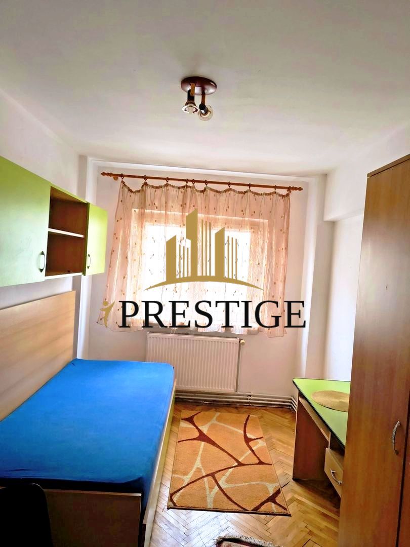 APARTAMENT 3 CAMERE ÎN SIBIU, ZONA TEREZIAN - Poză 4