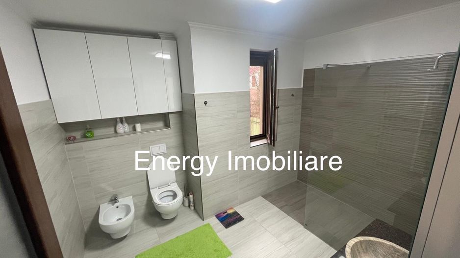 Apartamrnt lux cu 2 camere, zonă Central - Poză 9