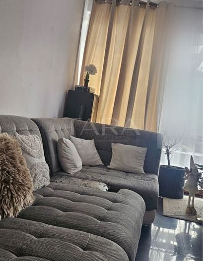 Apartament cu 3 camere, terasă de 70 mp și încălzire în pardoseală. - Poză 1