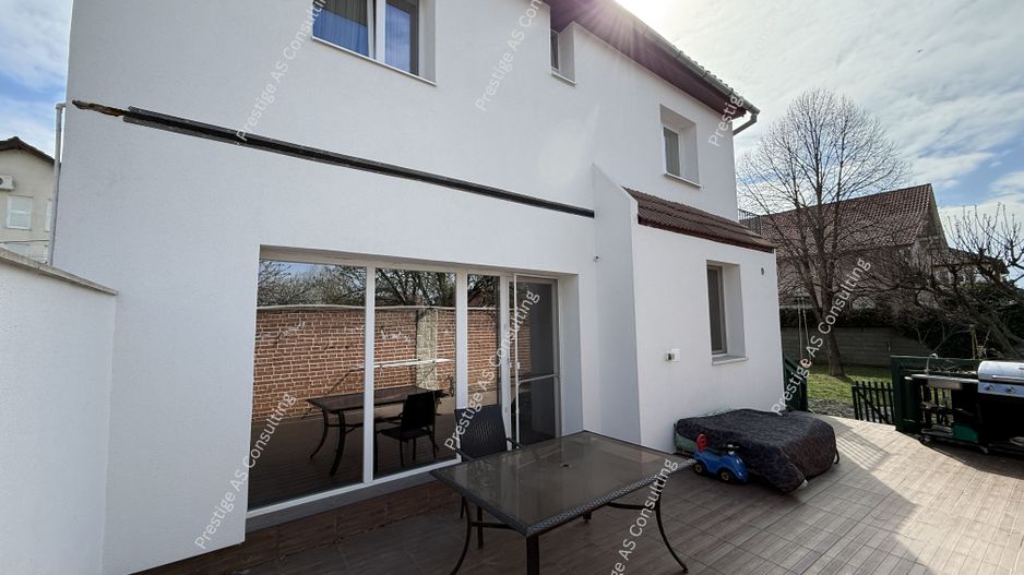 Vila individuala renovata complet | 6 camere | 500 mp teren | Str Jean Monnet - Poză 4