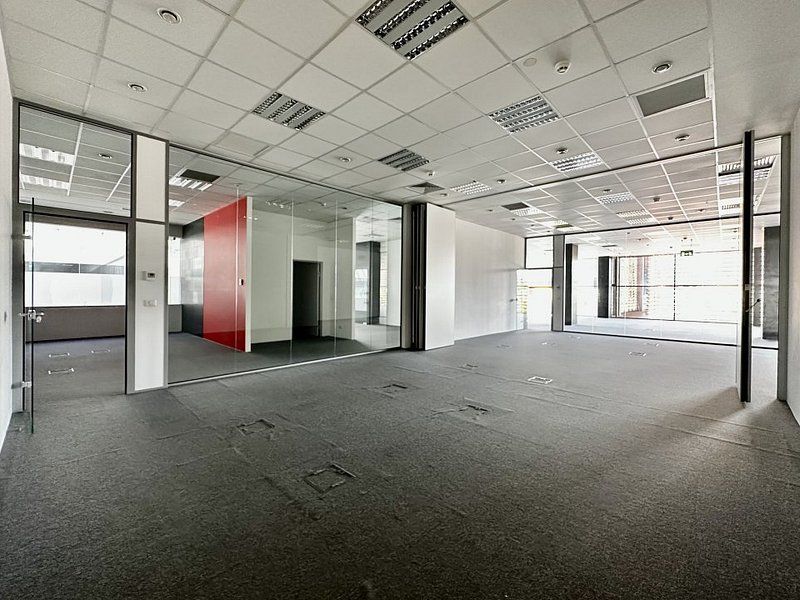 Birouri clasa A - 130 mp - Poză 3