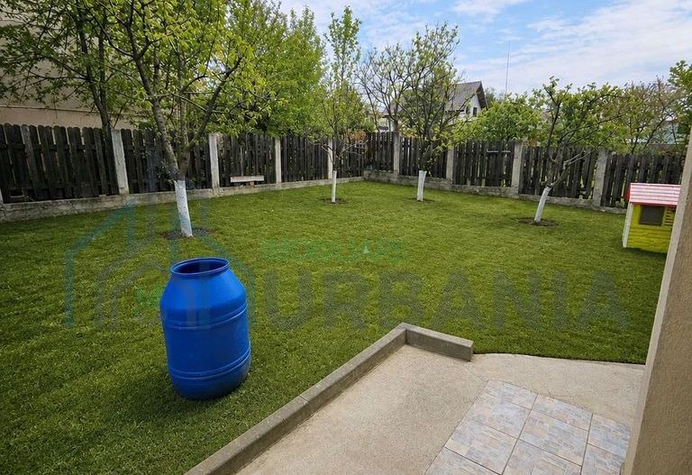 Casă de vânzare, Vișani, 230 mp utili, 3 dormitoare, living 60 mp, teren 610 mp - Poză 2