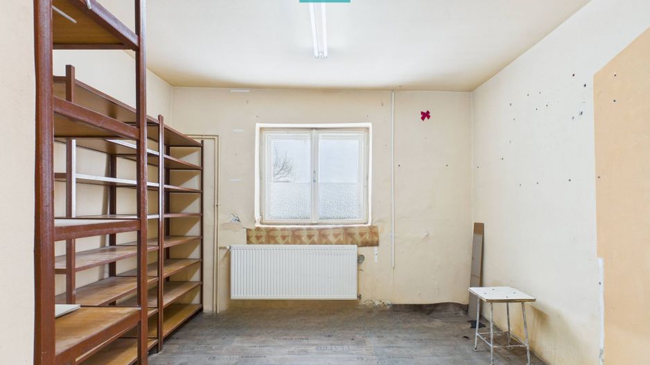 Hală și spații de birouri pe șoseaua principală - Poză 16