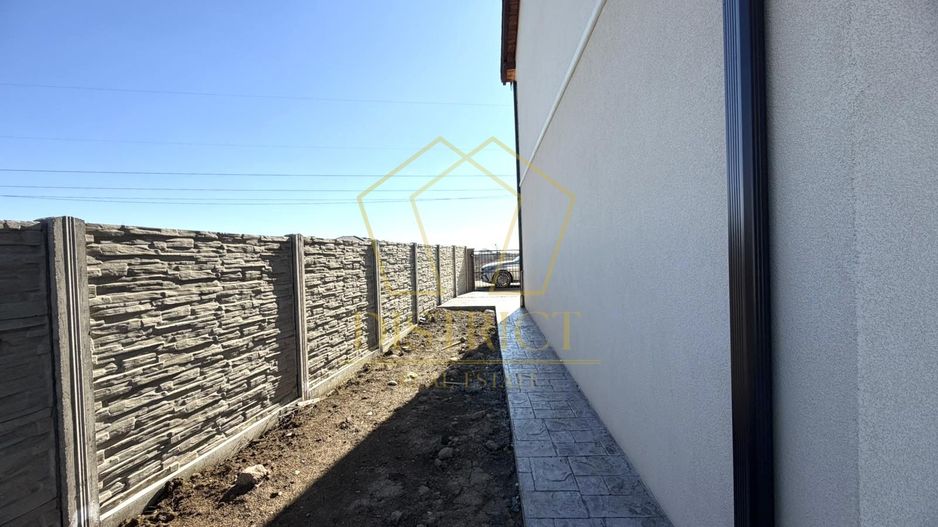 Duplex modern cu 3 camere despartit prin camera tehnica I Mosnita Noua - Poză 9