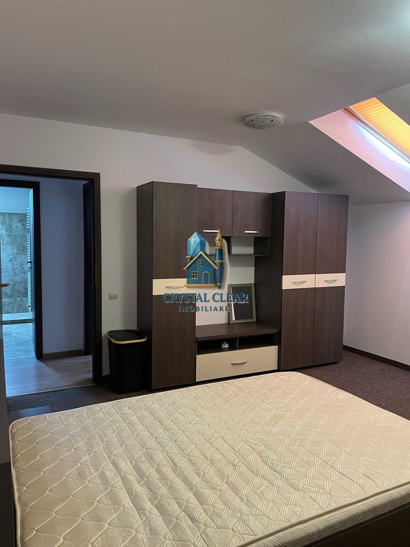 Apartament - Penthouse 5 camere - zona 7 noiembrie - Poză 3