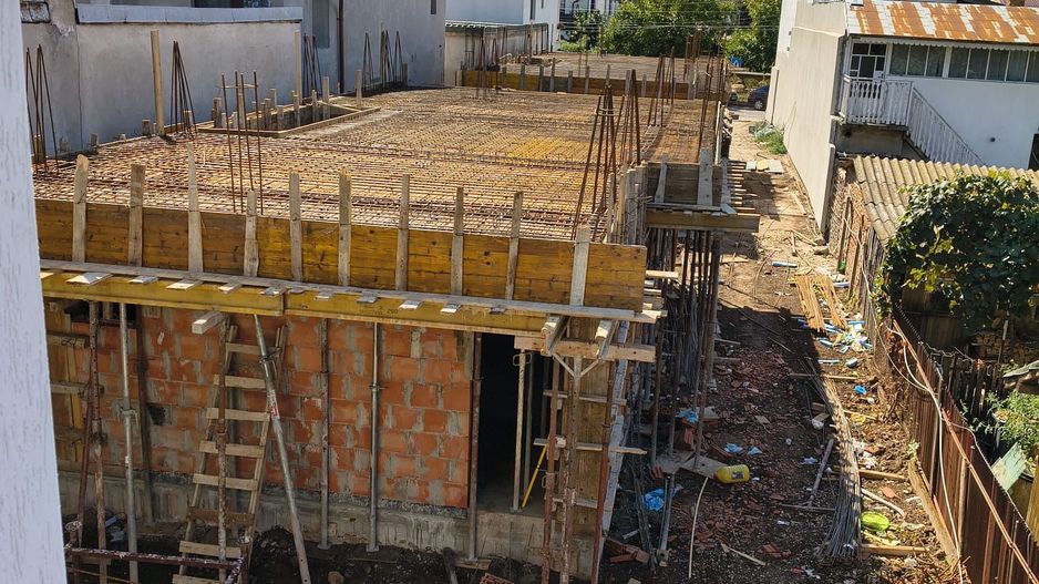 vila ind.5cam,3bai/centruPopesti Leordeni-str.Erou Pantazica Gabr - Poză 52
