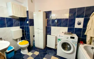 Apartament de inchiriat / 3 camere/ loc de parcare privat - Poză 11