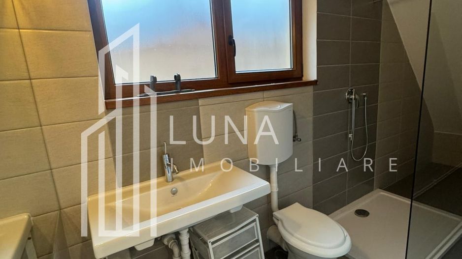 Casă individuală cu priveliște spectaculoasă – Ultra central Brașov - Poză 9