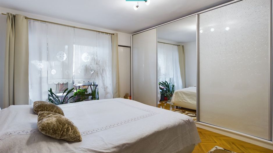 Apartament 3 camere, etajul 1, zona Alfa - Poză 5