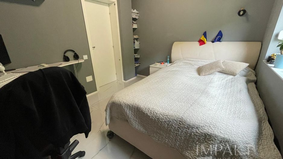 Penthouse Exclusivist cu 2 Terase Panoramice și Jacuzzi - Poză 12