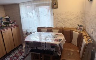 Casă de vânzare în Strunga, județul Iași - 2 camere, teren 1756 mp - Poză 5