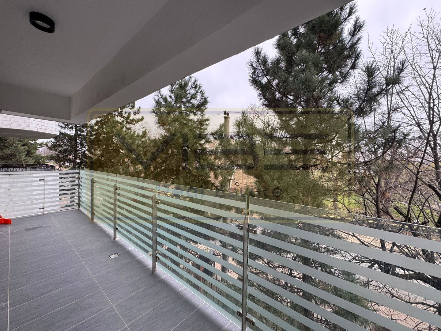 Apartament 2 camere open-space Royal Town Copou - Poză 18