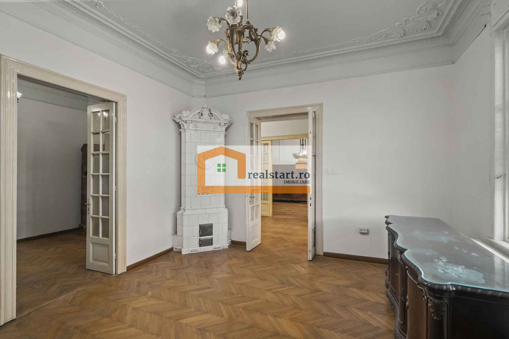 Cartierul Evreiesc, S+P+E+Pod, curte libera 300mp, versatila, - Poză 4