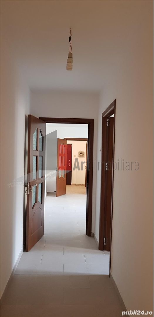 Vânzare apartament 3 camere 2 băi cu centrală Brâncoveanu - Covasna - Poză 11