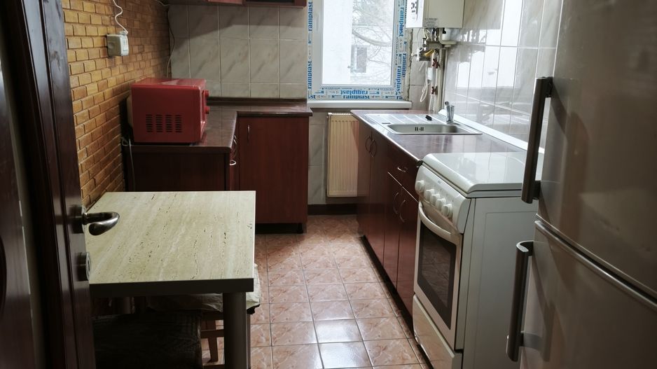 Apartament cu 2 camere in zona Dambu - Poză 4
