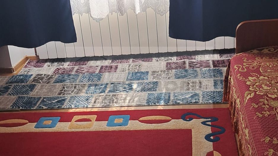 Apartament 3 Camere UMF - 450 euro - Poză 3