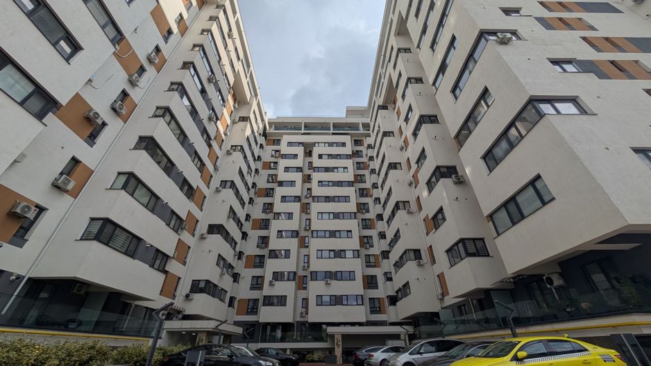 Apartament nou, 2 camere, mobilat/utilat premium + parcare subterană - Poză 1