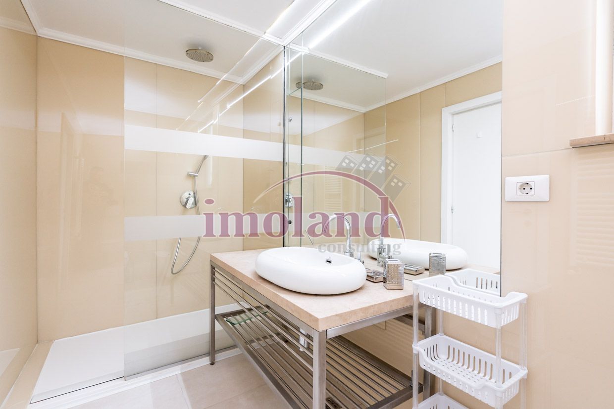 Inchiriere - apartament-duplex - 6 camere - Primaverii - Poză 17