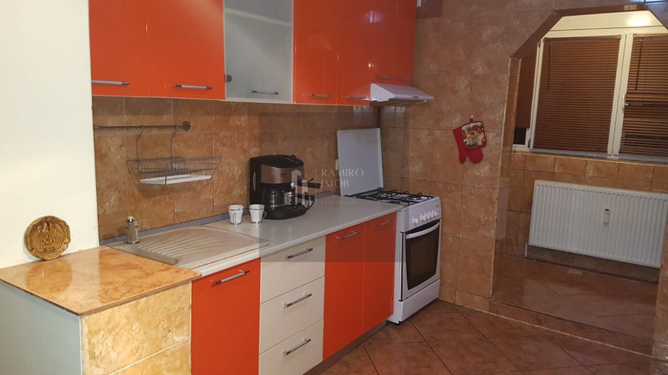 Apartament 2 camere decomandat Soseaua Berceni / Aparatorii Patriei - Poză 1