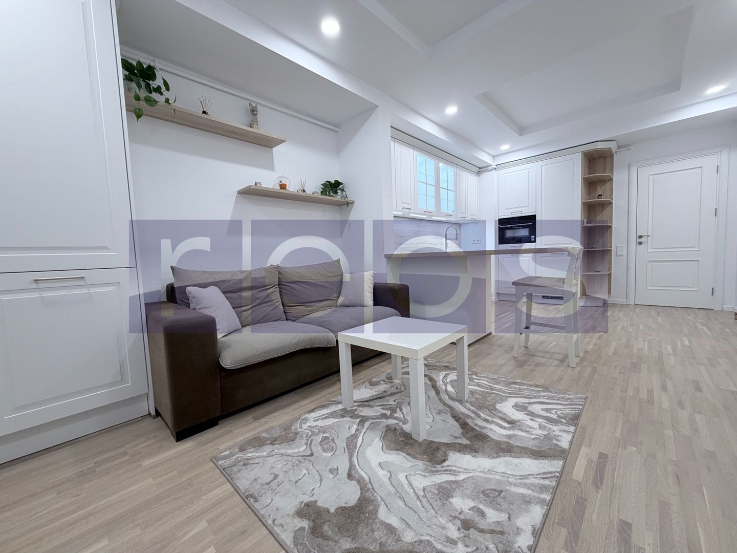 VANZARE 3 CAMERE | ETAJ 1/1 | LOC PARCARE INCLUS | VEDERE PISCINA | COSMOPOLIS - Poză 1