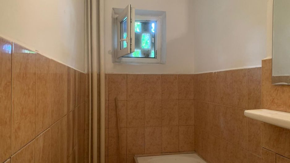 Apartament de 2 camere, 38 mp , et. 2 in Calea Sagului - Poză 11