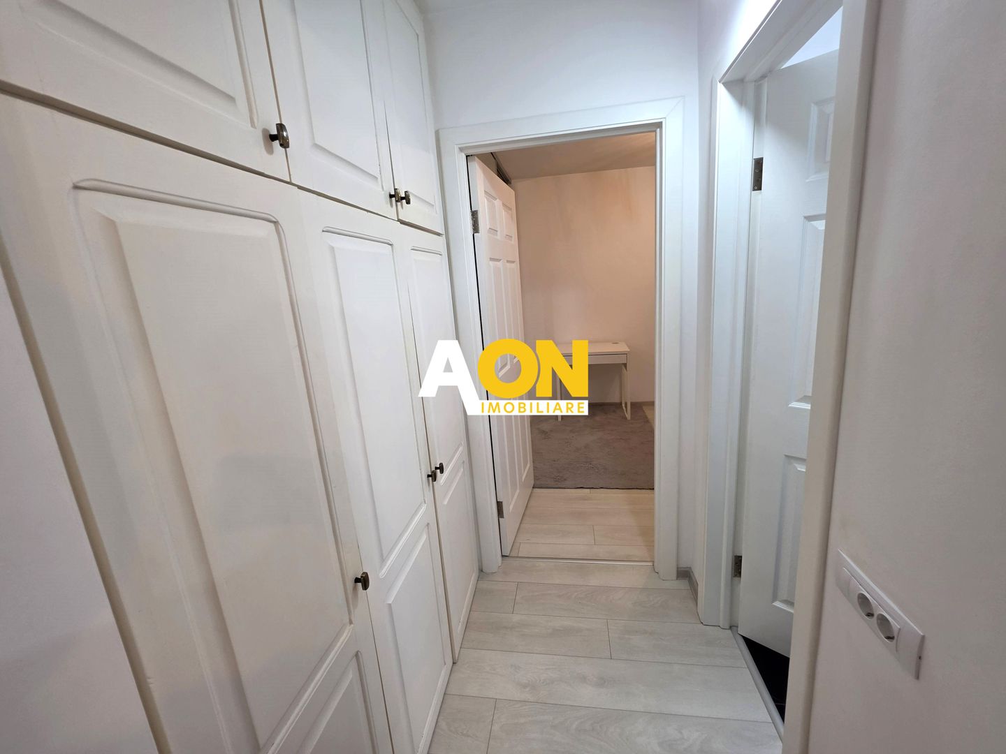 Apartament 2 camere, renovat, mobilat, utilat, Cetate - zona M-uri - Poză 5