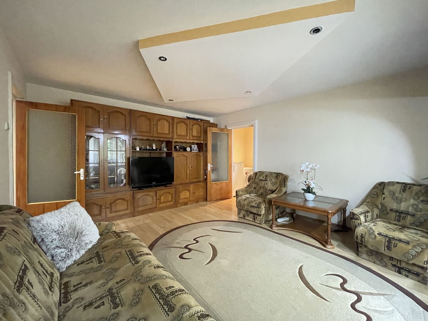 Casa Cartii - Patibar | 3 camere etaj 1 bloc izolat 2 bai mutare rapid - Poză 2