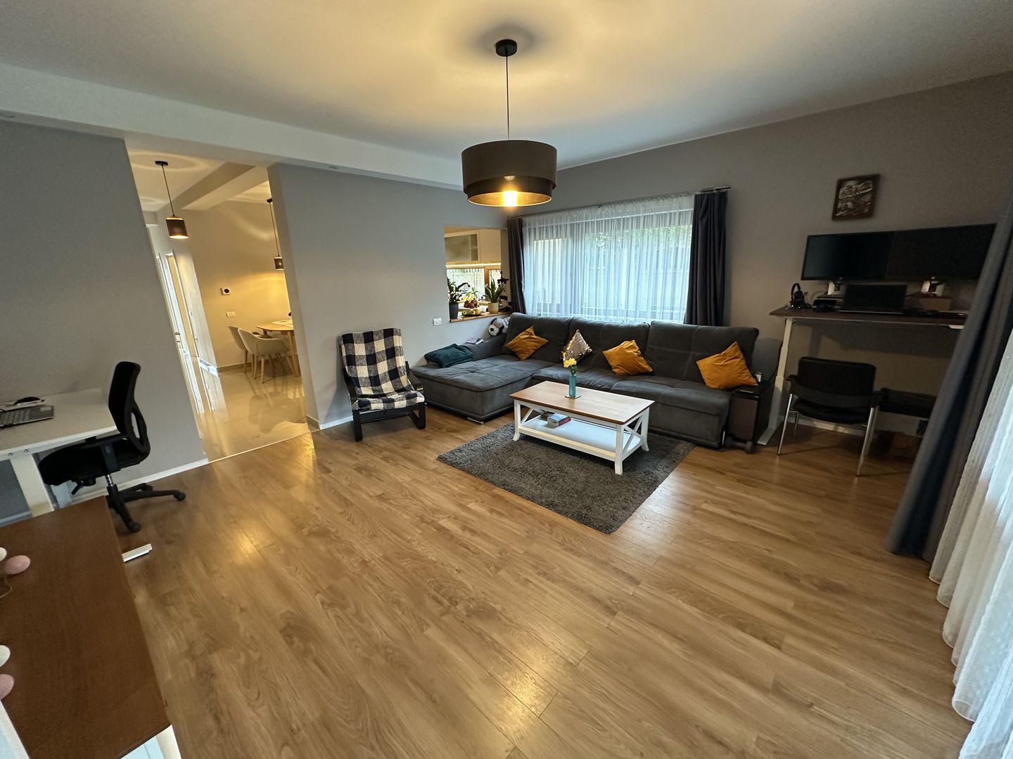 Duplex cu 5 camere de vanzare  în zona Aradului - Poză 7