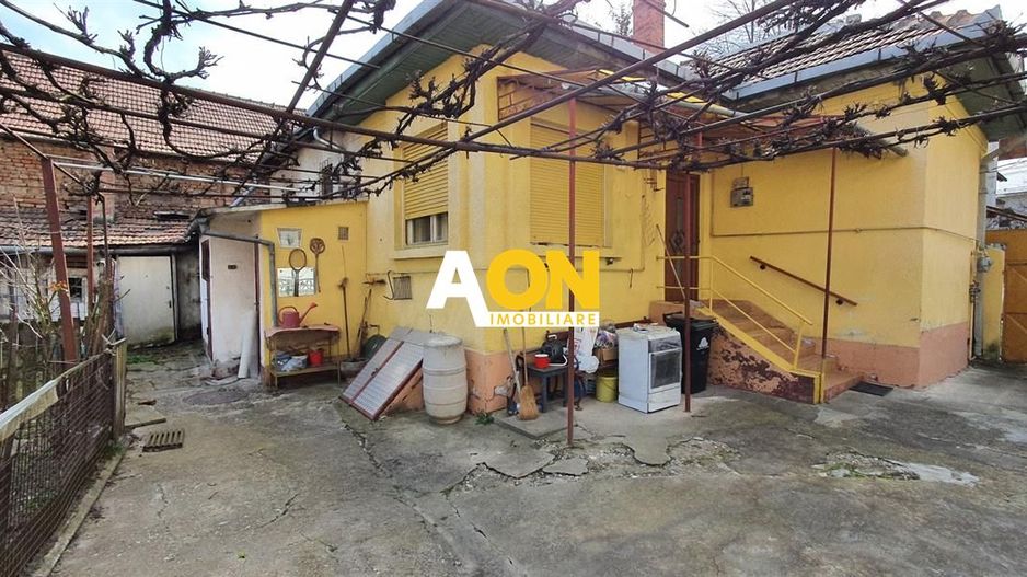 Casa 3 camere 360 mp teren Centru zona Tribunal - Poză 2