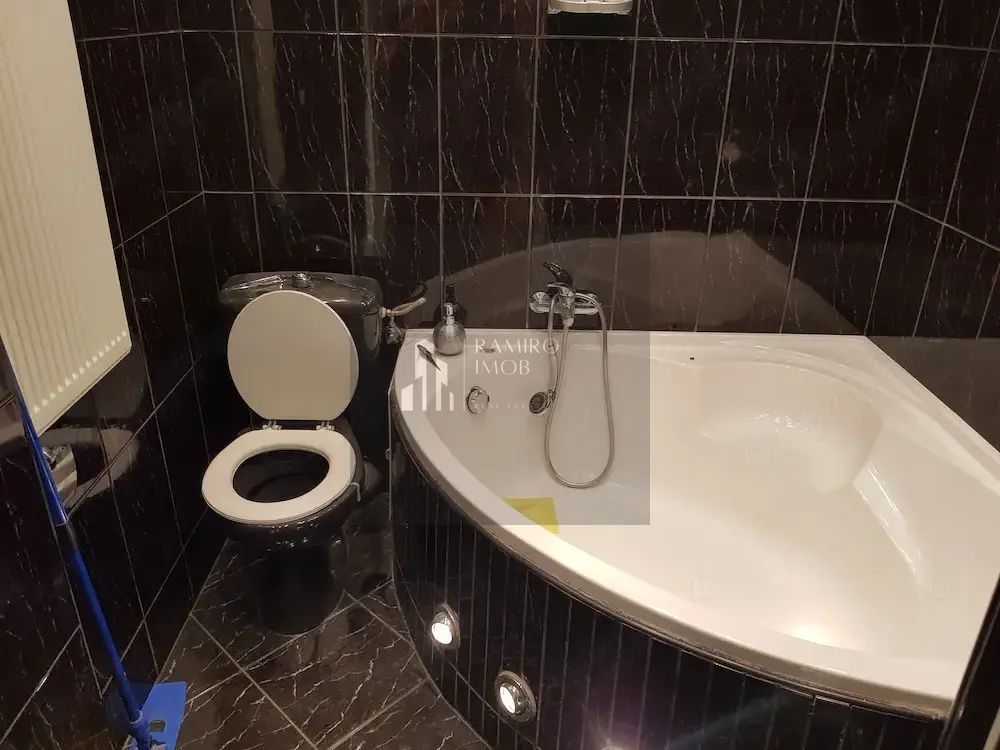 Apartament 3 camere decomandat Drumul Taberei - Poză 13