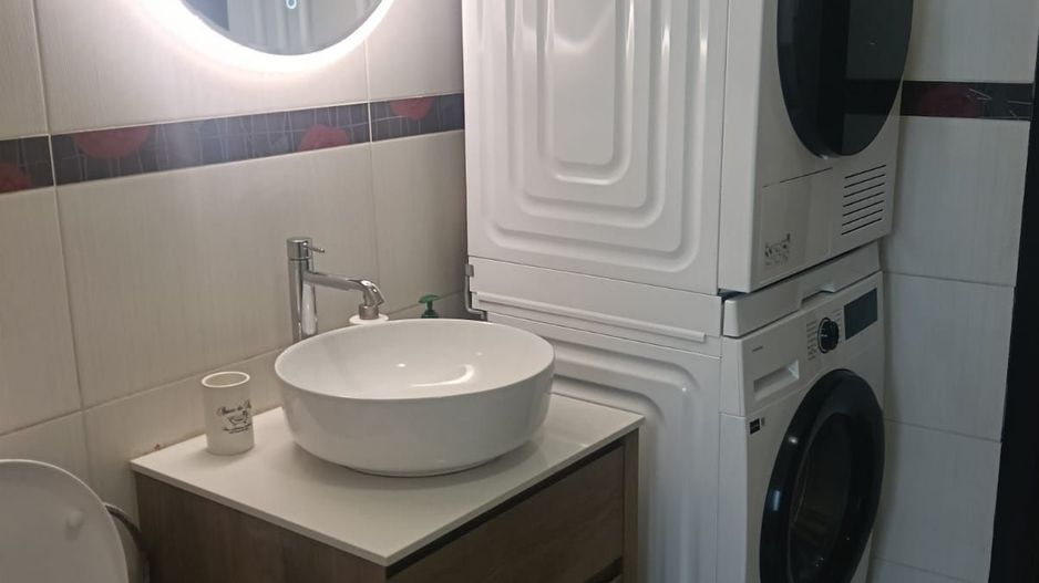 Închiriez apartament cu 2 camere, Mall Vitan, centrală proprie - Poză 5