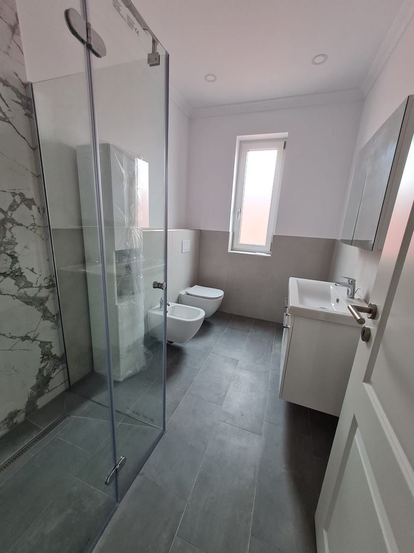 Proiect deosebit la 5 minute de Iulius Town - Poză 42