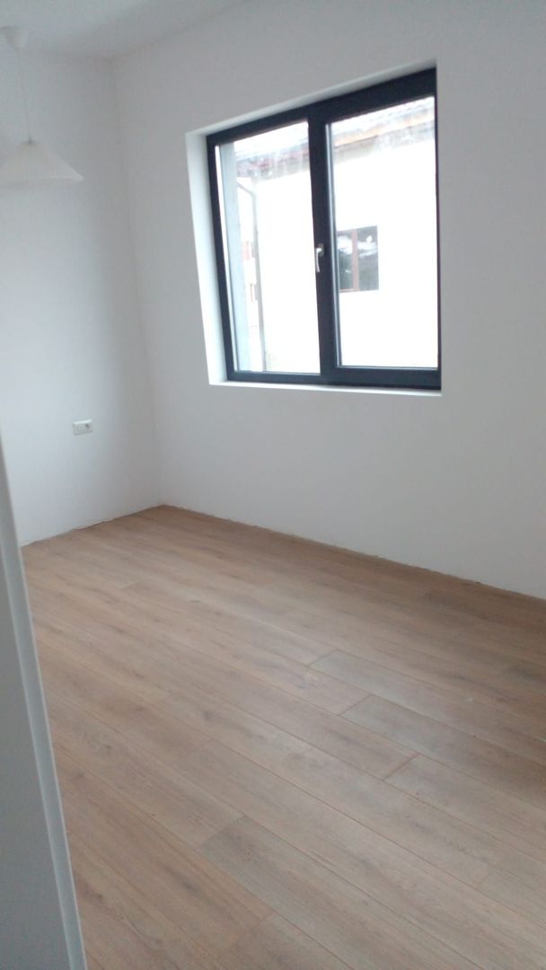 Reședință Modernă cu Finisaje Distinse - Poză 28