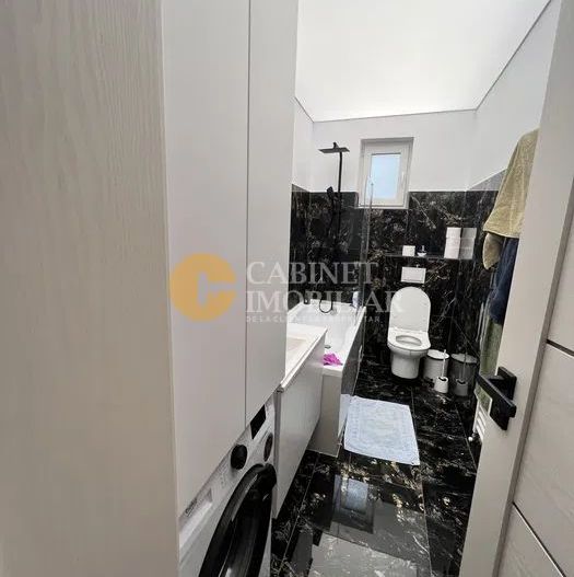 CUG  - Apartament 2 Camere - Curte Privata +Loc De Parcare  . Bloc Nou - Poză 4