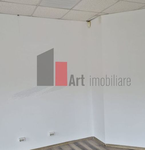 Spatiu Comercial de inchiriat, Ghencea, 60mp, Vitrina 10ml - Poză 3