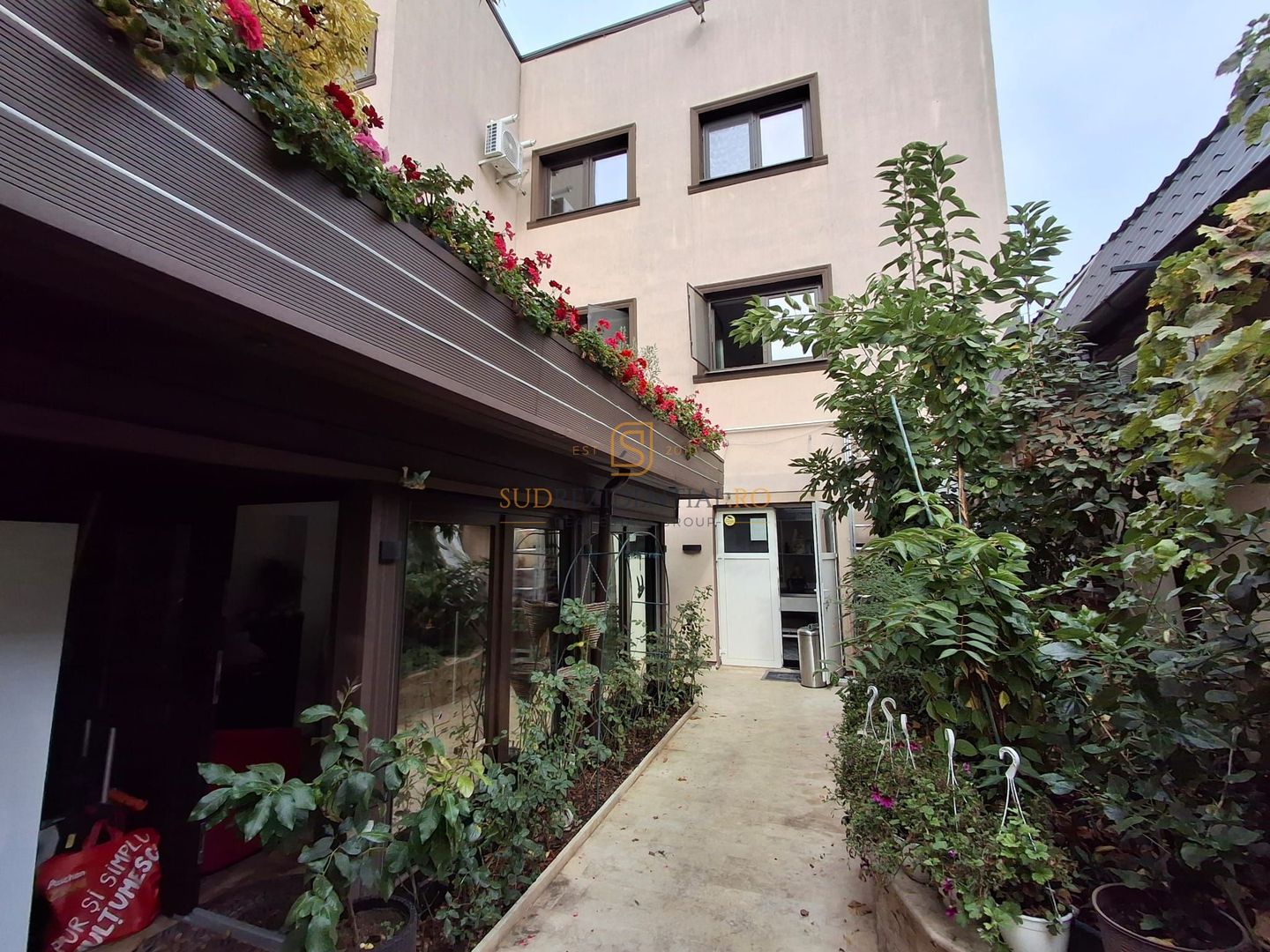 Spatiu de birouri / comercial in vila cu 2 etaje –metrou Brancoveanu - Poză 4