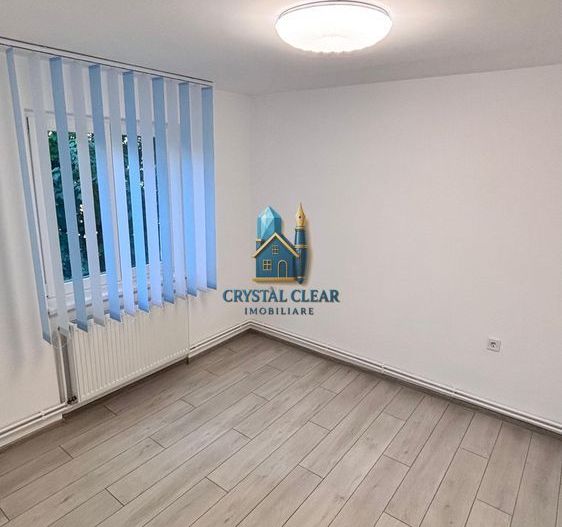 Apartament cu 3 camere - cartier Dâmbu Pietros - Poză 5