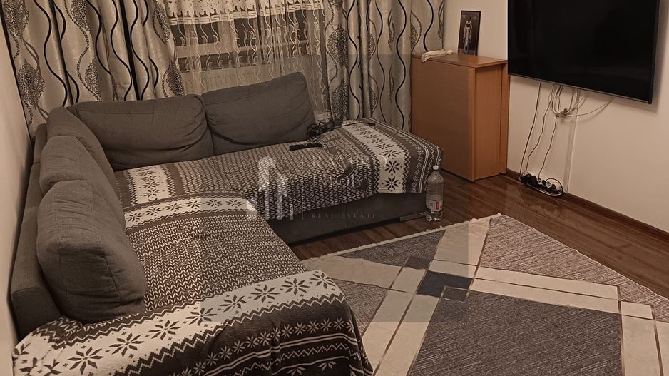 Apartament 3 camere semidecomandat - Poză 1