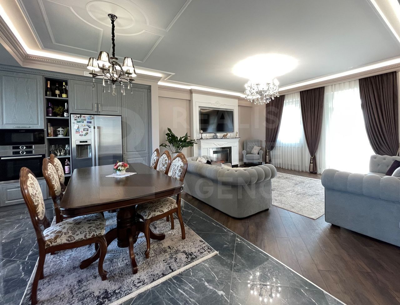 Chirie, apartament, 4 camere, strada Alexandru Pușkin, Centru - Poză 1