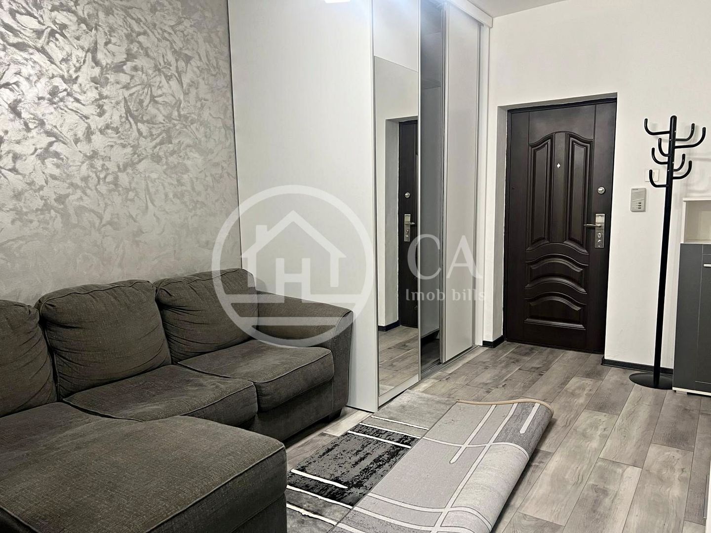 Garsoniera de vanzare zona Autogara Velenta - Poză 1