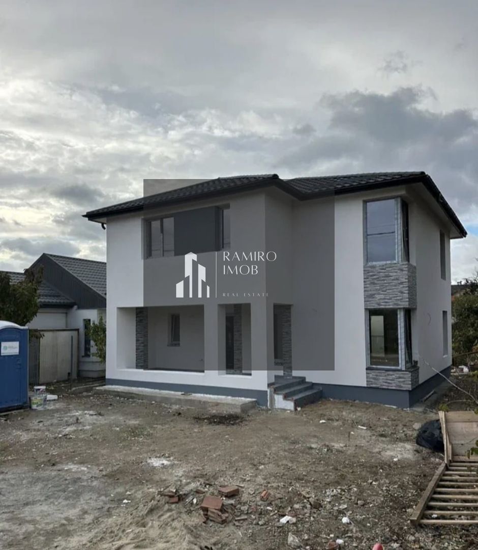 DARZA ( CREVEDIA), VILA 4 CAMERE - Poză 3