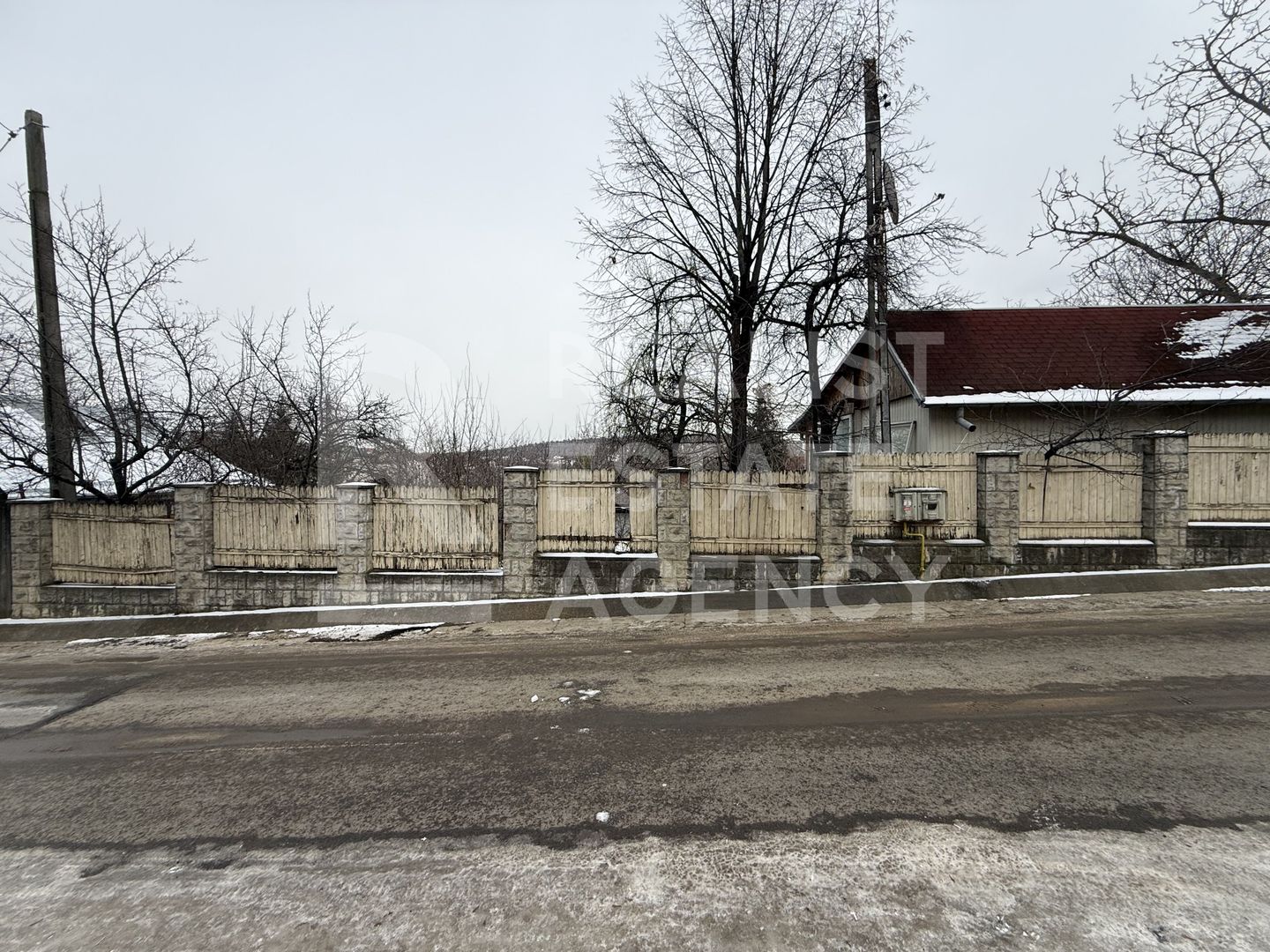 Teren de vânzare 1.500 mp, toate utilitățile, Bucium, Iași - Poză 1