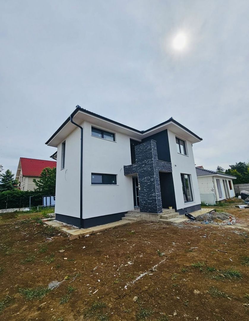 Casa semifinisata P+E zona Oncea - Poză 2