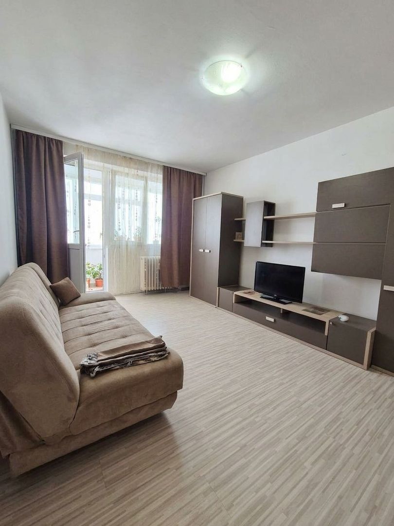 Ap. cu 3 camere de inchiriat in Berceni - Poză 1