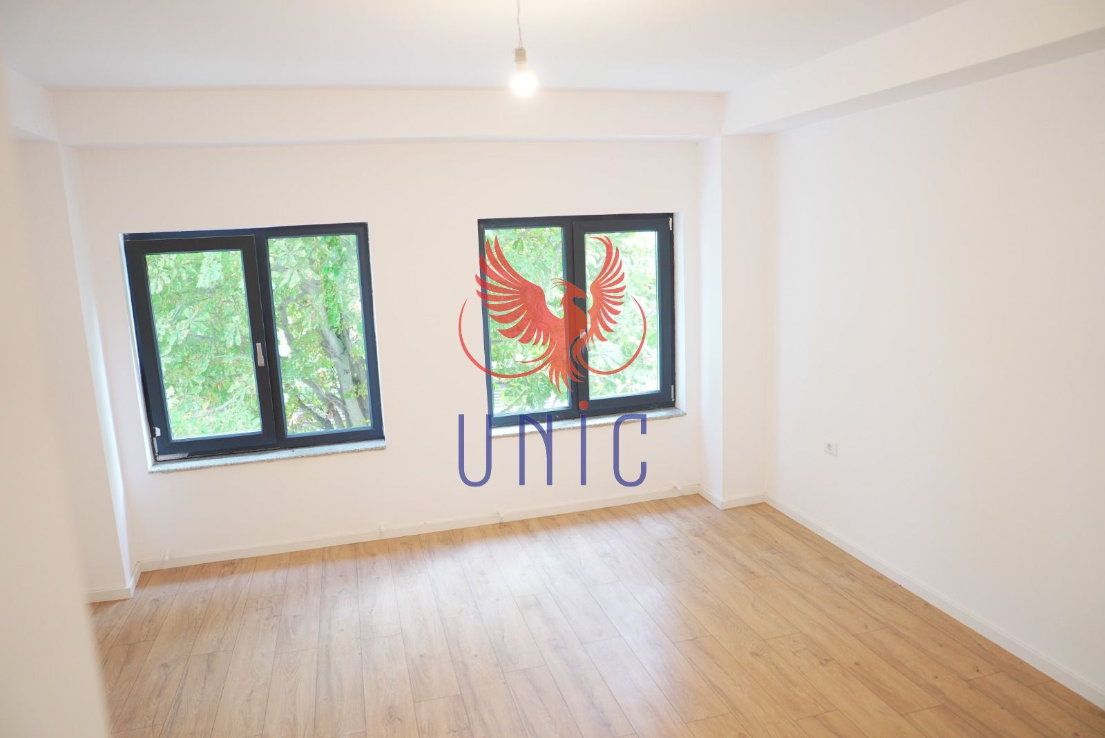 Vila superba cu piscina, zona ultracentrala - Poză 3