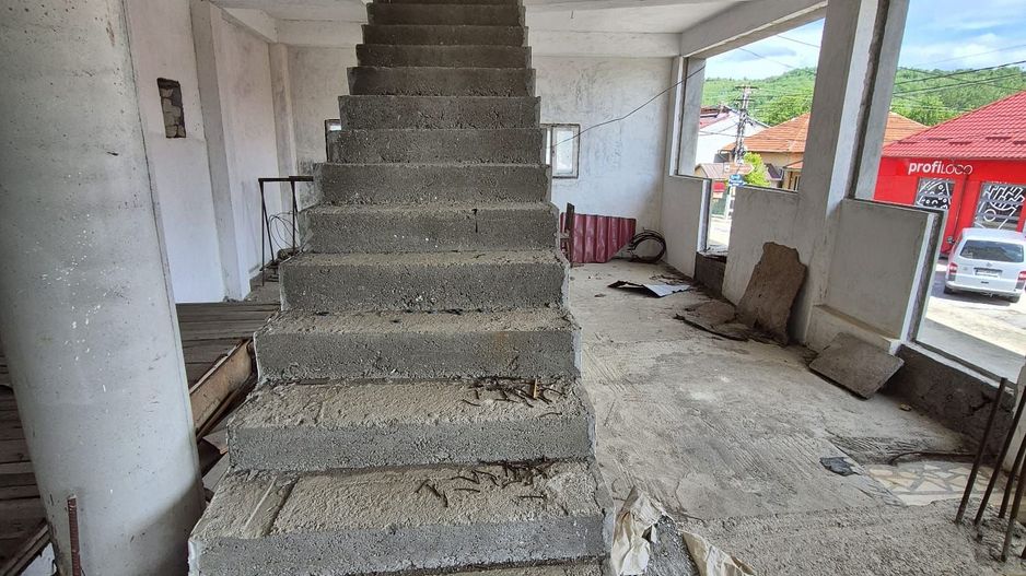 Spatiu comercial+Locuinta 664 mp construiti+anexa 16 mp si teren 845mp - Poză 25