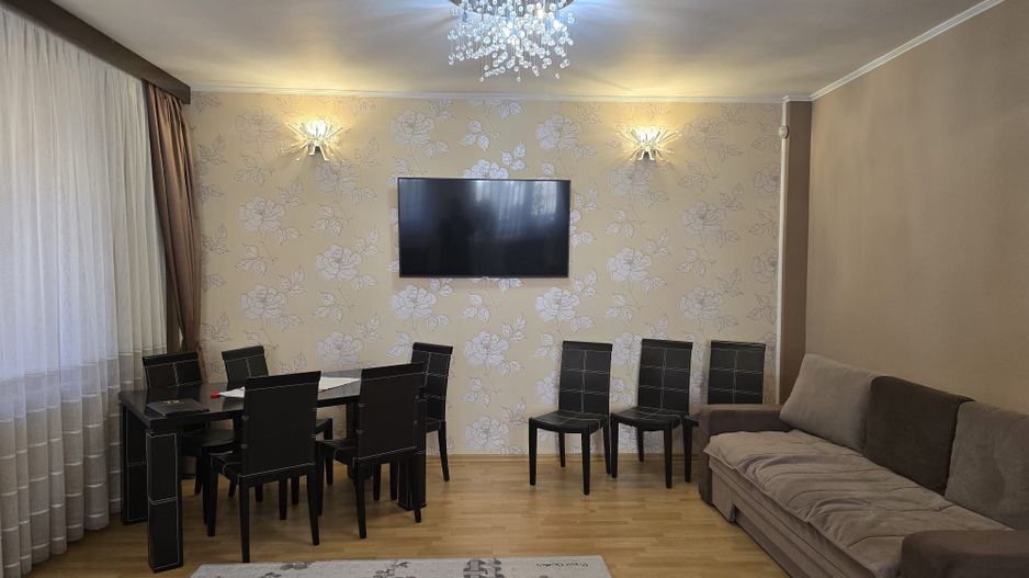 Casa D+P+E+M + Casa P+1 + Anexa | Teren 507mp | Zona centrala Mangalia - Poză 9